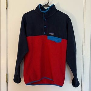 Patagonia Men's Red/Blue Lightweight Synchilla® Snap-T® Fleece Pullover (Small)
